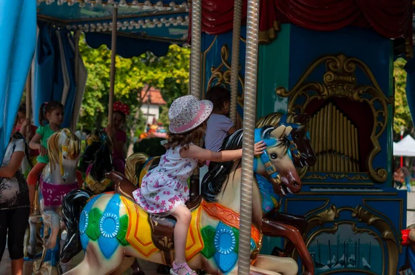 Timisoara Romania September 2014 Young Girl Enjoying Ride Merry — Stock Photo, Image