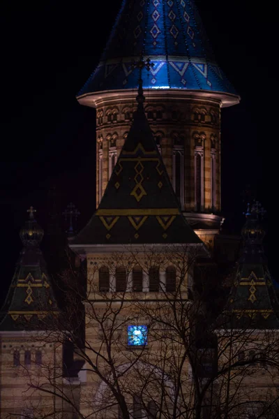 Blick Auf Einen Beleuchteten Turm Einer Kirche Nachtszene Orthodoxe Metropolitankathedrale — Stockfoto