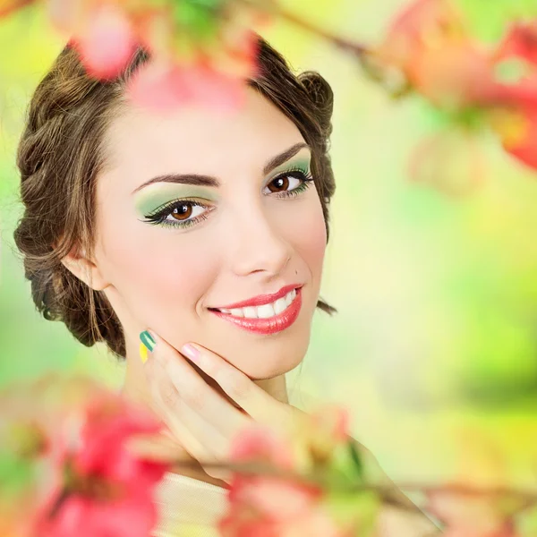 Beautiful summer makeup — Stock Photo, Image