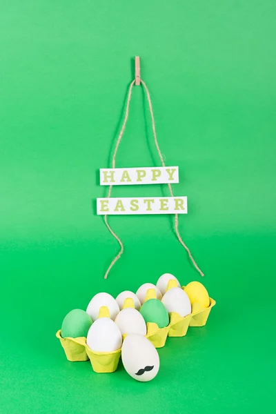 Velikonoční vejce a vejce s bederní knír — Stock fotografie