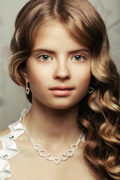 Sweet little princess concept. Emotive portrait of a beautiful t — Stock Photo, Image