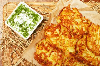 Avrupa mutfağı kavramı. patates karma kahverengi kısmı wi devam eder.