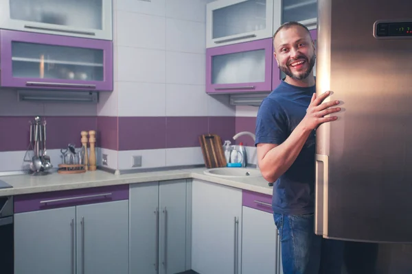 Ready Party Concept Happy Smiling Mature Bearded Man Standing Refrigerator — Stock Photo, Image