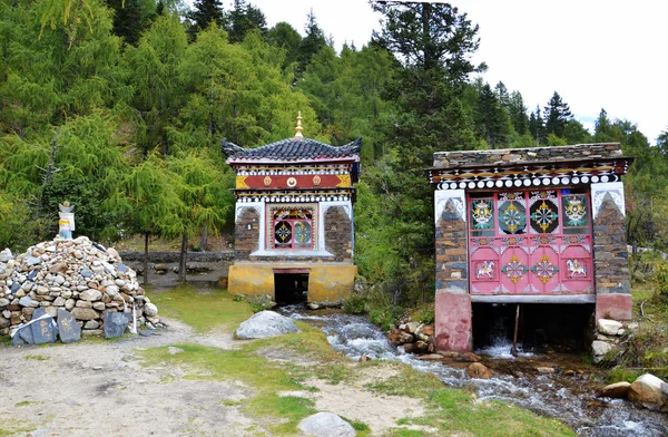 Tibetan water mill — Stockfoto