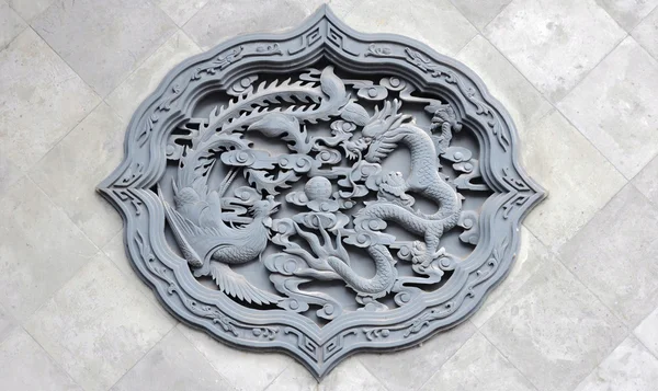 Dragon ve phoenix rozeti