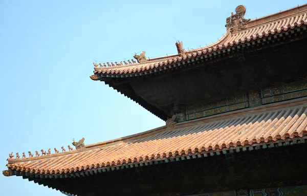 Esquina de la arquitectura antigua china — Foto de Stock