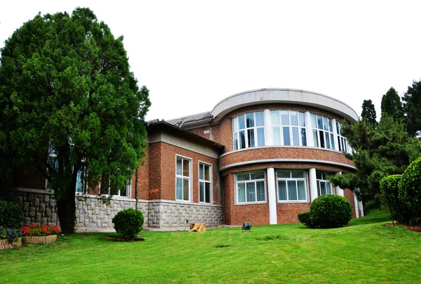 Villa ve çim