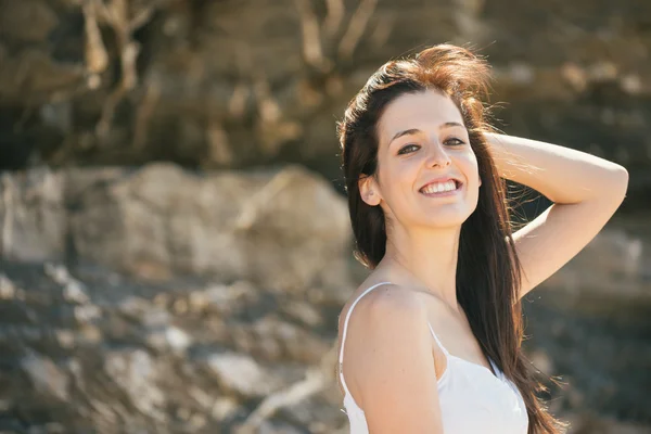 Natural mulher feliz retrato — Fotografia de Stock