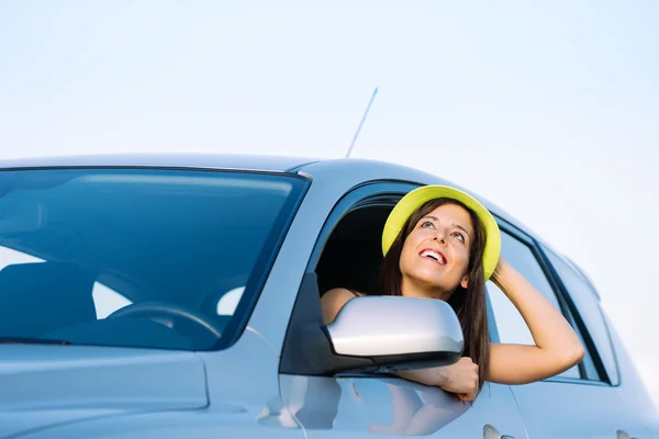 Woman on car travel vacation — Stock Photo, Image