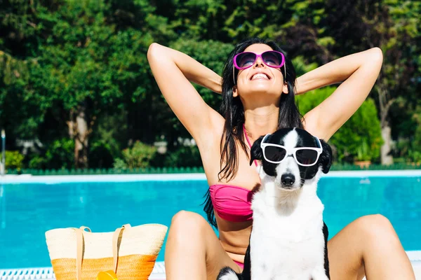 Woman on summer funny vacation with dog — Stock Photo, Image