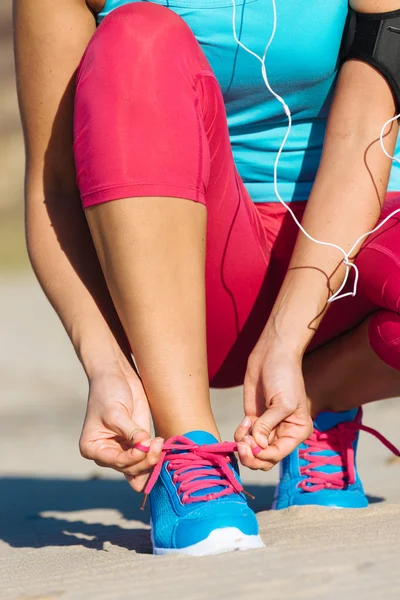 Runner lacing sport footwear — Stock Photo, Image