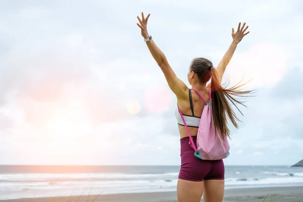 Aptidão Motivação Treino Sucesso Sporty Fit Mulher Bem Aventurada Celebrando — Fotografia de Stock