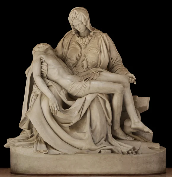 Pieta Микеланджело в соборе Святого Петра — стоковое изображение # ▶ Скачивайте картинки в хорошем качестве Pieta Микеланджело в соборе Святого Петра Лицензионные Стоковые Изображения