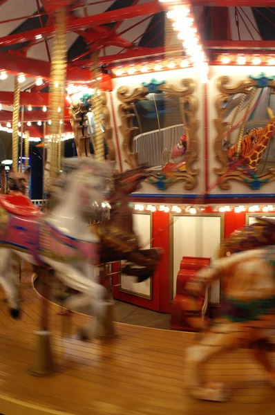 Carrousel in beweging — Stockfoto