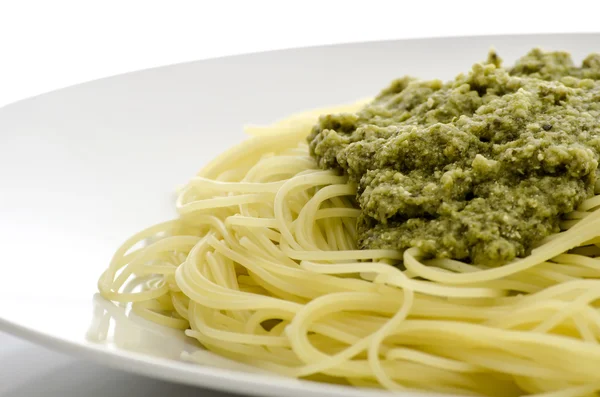 Spaghetti met pesto — Stockfoto