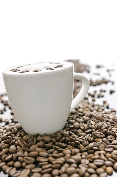 Café avec grains de café — Photo
