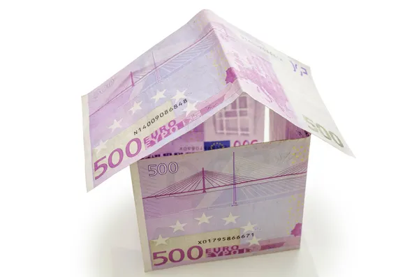 Haus aus Banknoten — Stockfoto