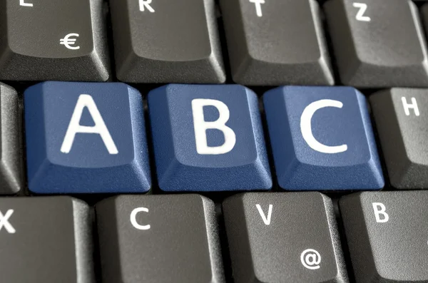 Letras A, B y C enfatizadas en el teclado del ordenador — Foto de Stock