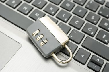 laptop klavye asma kilit