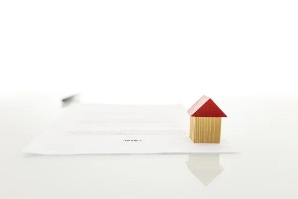 Contract of house renovation — Stock Photo, Image