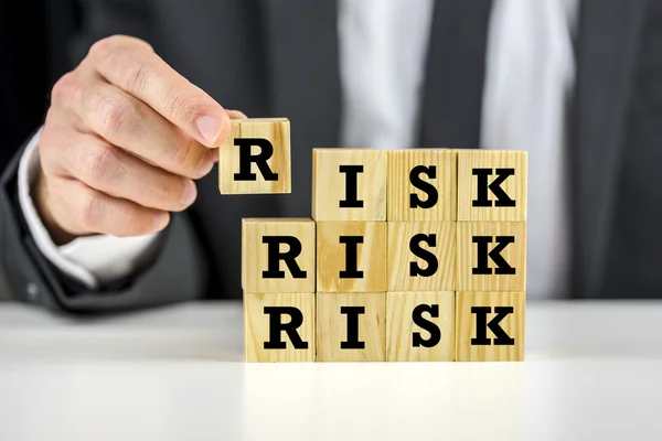 Adam yığma ahşap risk blokları — Stok fotoğraf