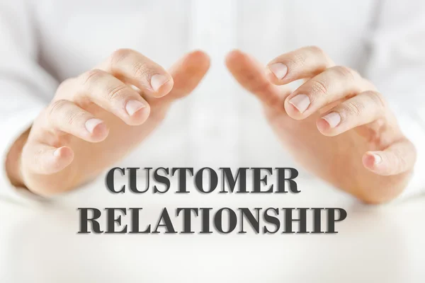 Uomo che protegge le parole - Customer Relationship — Foto Stock