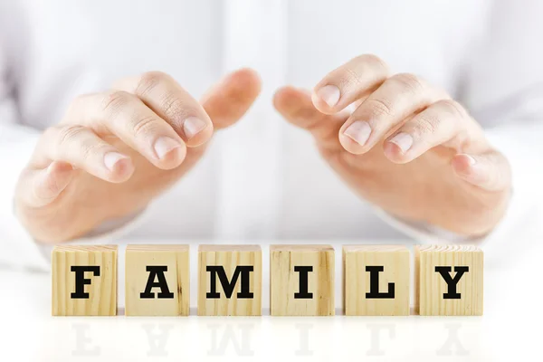 Imagen conceptual con la palabra Familia — Foto de Stock