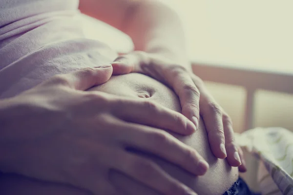Bindung zum ungeborenen Kind — Stockfoto