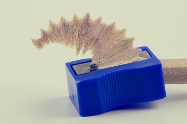 ahşap kalem keskinleştirmek