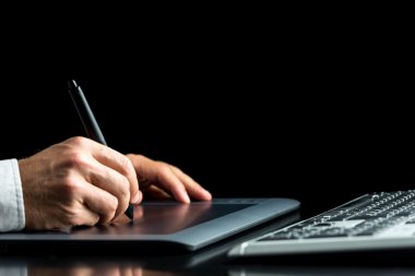tatlı bir grafik tasarımcı çalışma