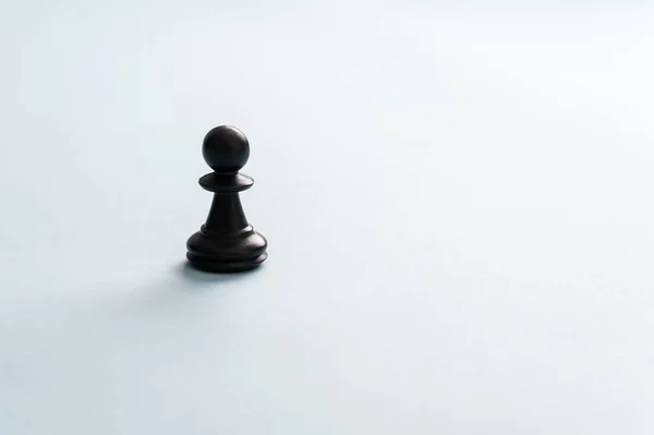 Μαύρο Πιόνι Πιόνι Σκάκι Άφθονο Χώρο Αντίγραφο — Φωτογραφία Αρχείου