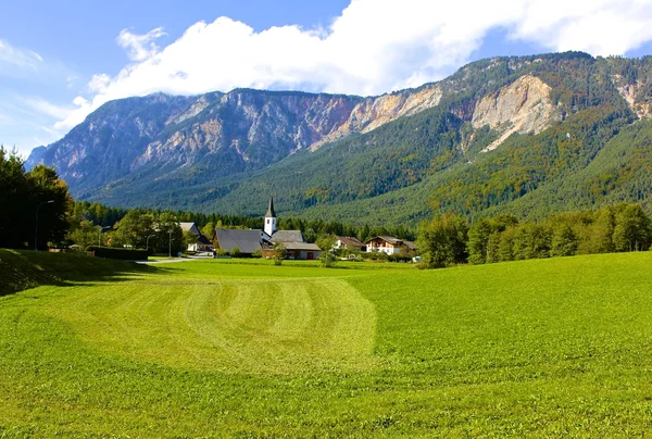 Village in Julian Alps — Stock Photo, Image