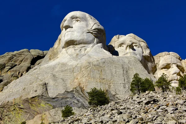 Mt. Rushmore, close-up de três gigantes — Fotografia de Stock