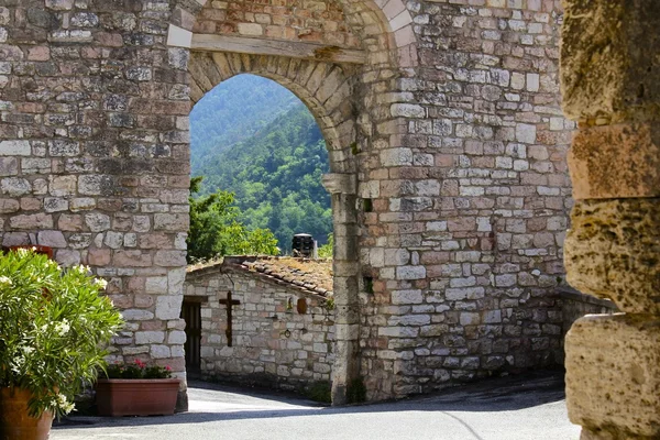 Arco medieval, Asís, Italia — Foto de Stock