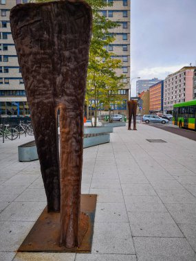 Poznan, Polonya - 2 Ekim 2020: Heykel Kompleksi - Magdalena Abakowicz 'den 