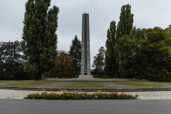 ポズナン ポーランド 2020年10月2日 ポズナンの城塞の英雄記念碑 — ストック写真