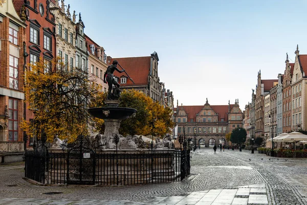 Gdansk Poland October 2020 High Neptune Fountain Next Long Market — Stock Photo, Image
