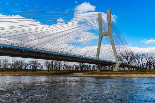 Wroclaw Polônia Março 2021 Ponte Rodovia Redzinski Sobre Rio Odra — Fotografia de Stock