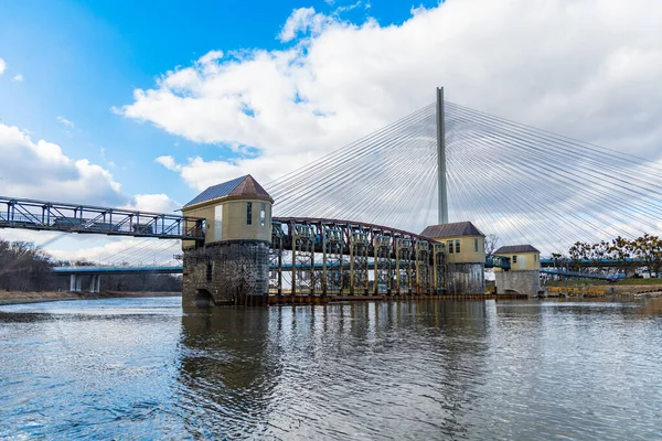 Wroclaw Polônia Março 2021 Redzinski Sobre Rio Odra Frente Ponte — Fotografia de Stock
