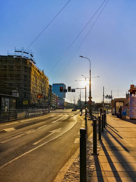 Wroclaw Polônia Março 2021 Vista Das Ruas Cidade Nascer Sol — Fotografia de Stock