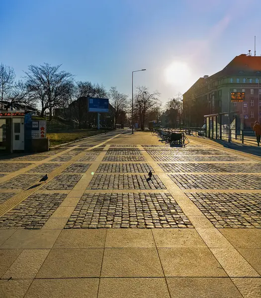 Wroclaw Polônia Março 2021 Pequena Praça Lado Principal Estação Ferroviária — Fotografia de Stock