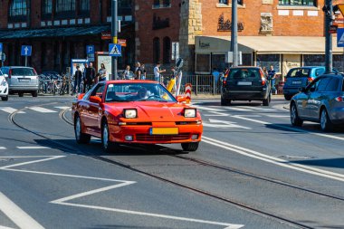 Wroclaw, Polonya - Mayıs 2021: Klasik Wroclaw Bölgesi 'nin eski eski vagonlarında gezinme