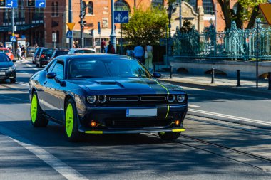 Wroclaw, Polonya - Mayıs 2021: Klasik Wroclaw Bölgesi 'nin eski eski vagonlarında gezinme