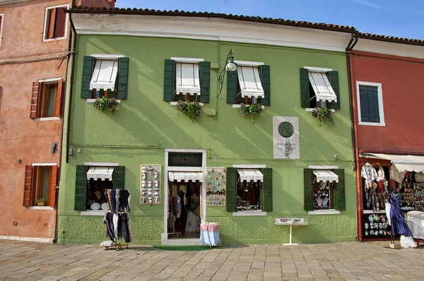 Bunte insel burano, in der nähe von venedig, italien — Stockfoto