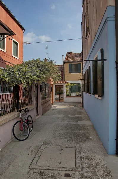 Colorful island Burano, near Venice, Italy — Stock Photo, Image