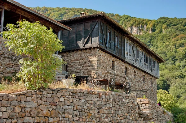 Skalní klášter basarbovo za st dimitrii"" — Stock fotografie