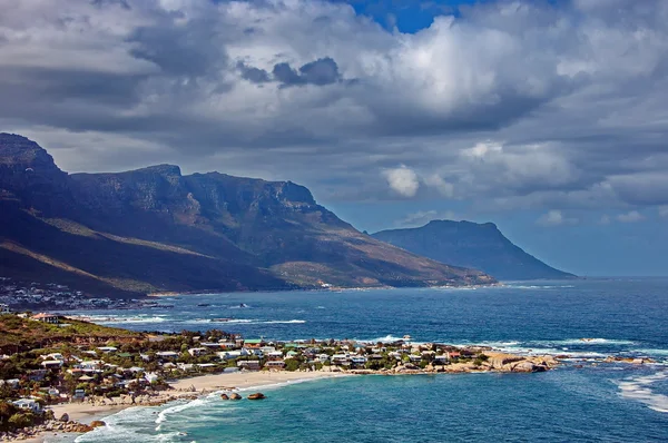 Resort village at Atlantic coast, Cape Town — Stock Photo, Image