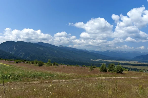 Atemberaubende Aussicht auf die Berge. rila mountain, bulgaria. — Stockfoto