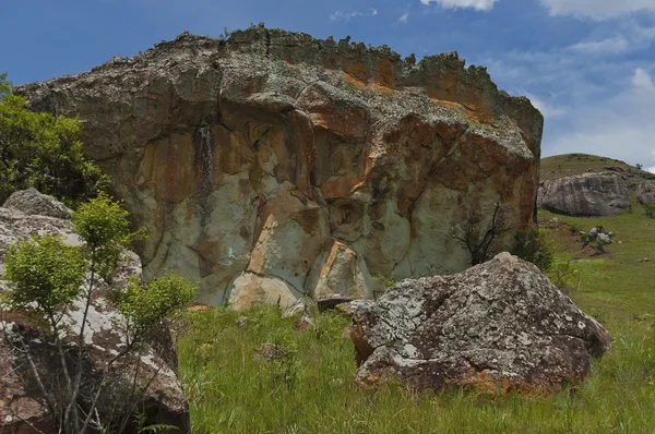 Interessante sedimentair gesteente reuzen kasteel kwazulu-natal nature reserve — Stockfoto