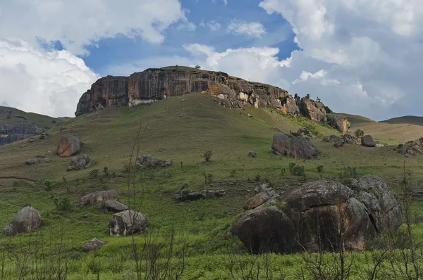 Interessante sedimentair gesteente reuzen kasteel kwazulu-natal nature reserve — Stockfoto